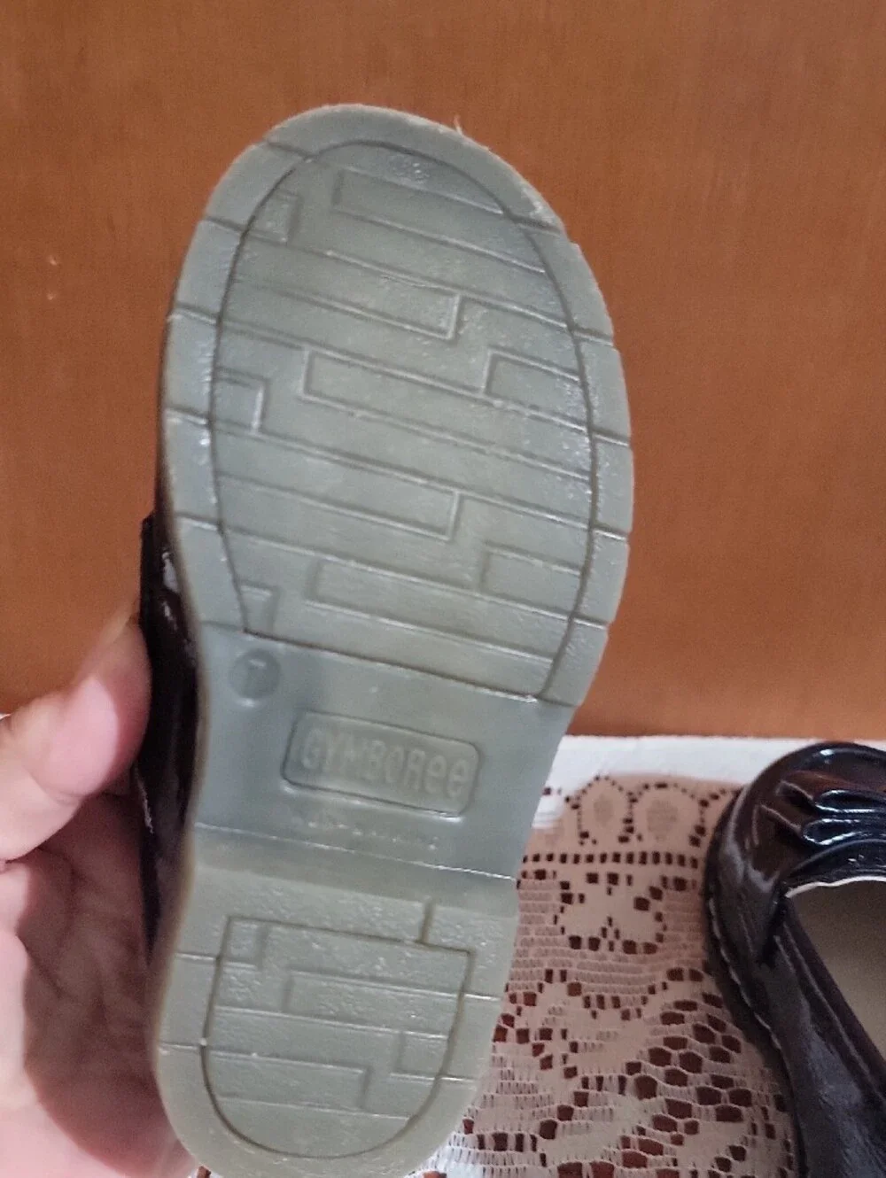 Gymboree Black Faux Patent Loafers with Bow Accent Size 7